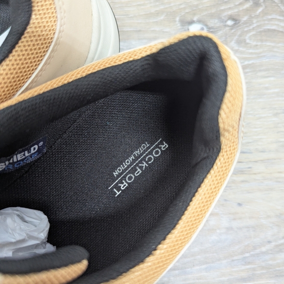 Men's Beige and Black Casual Shoes - Picture 4 of 11